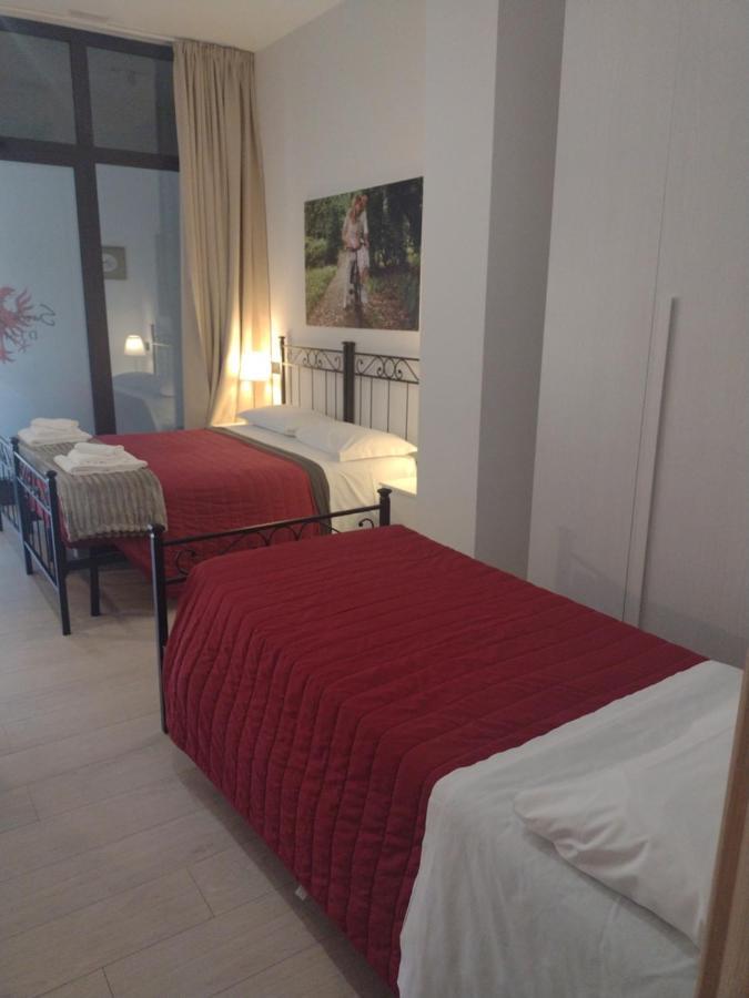 Dimora Santa Barbara Hotel Ferrara Bagian luar foto